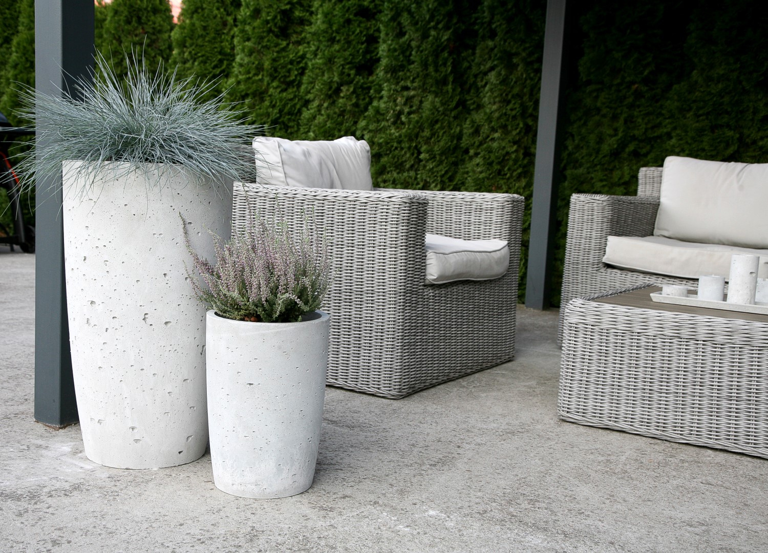 Beton Blumenkasten - Rund, Mittel