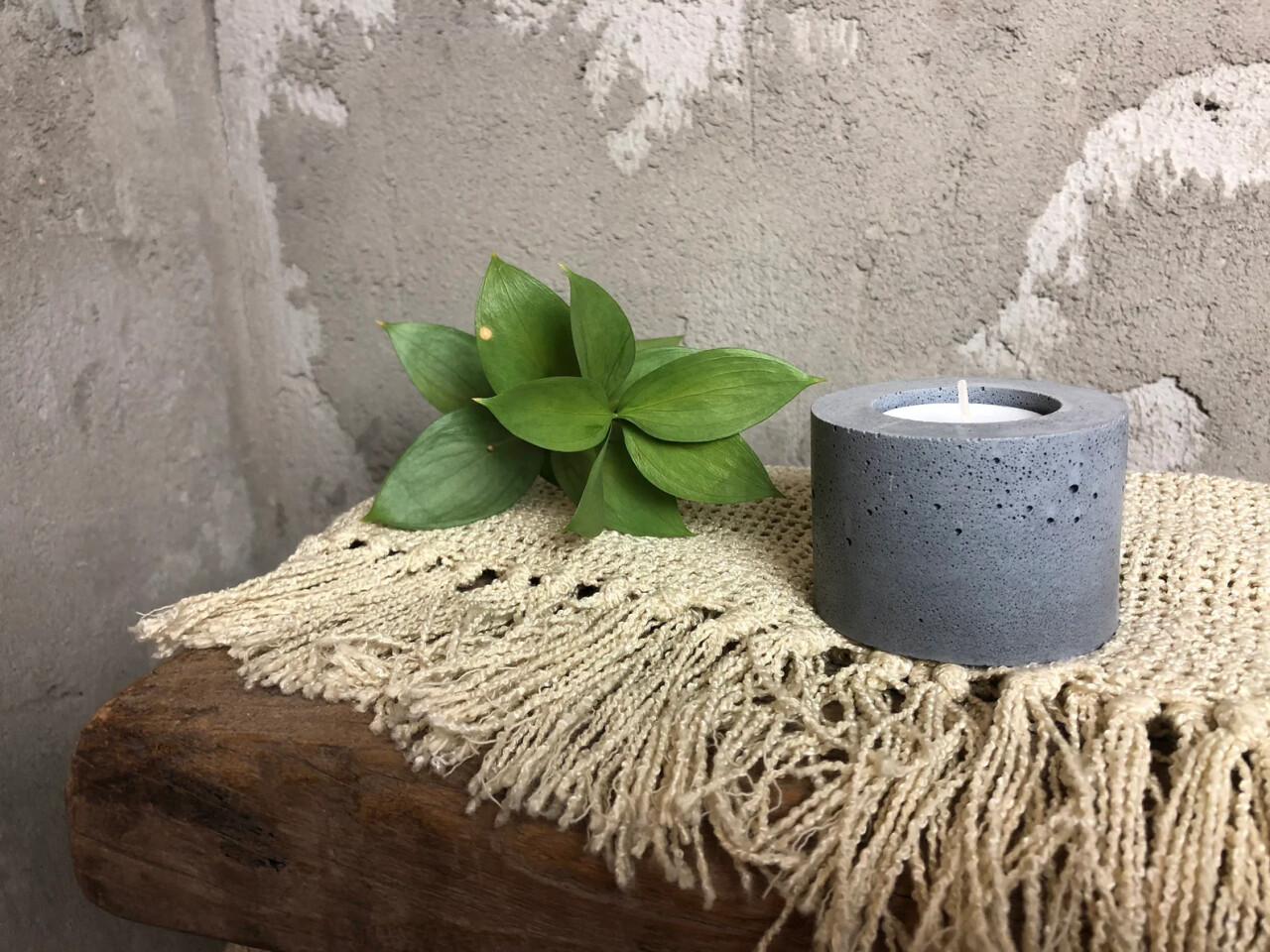 Betonový Svícen - Tubus, malý